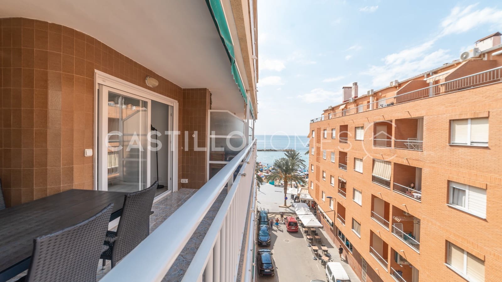 Apartamento de 3 habitaciones en Torrevieja en venta - 290.000 € (Ref: 9534407)