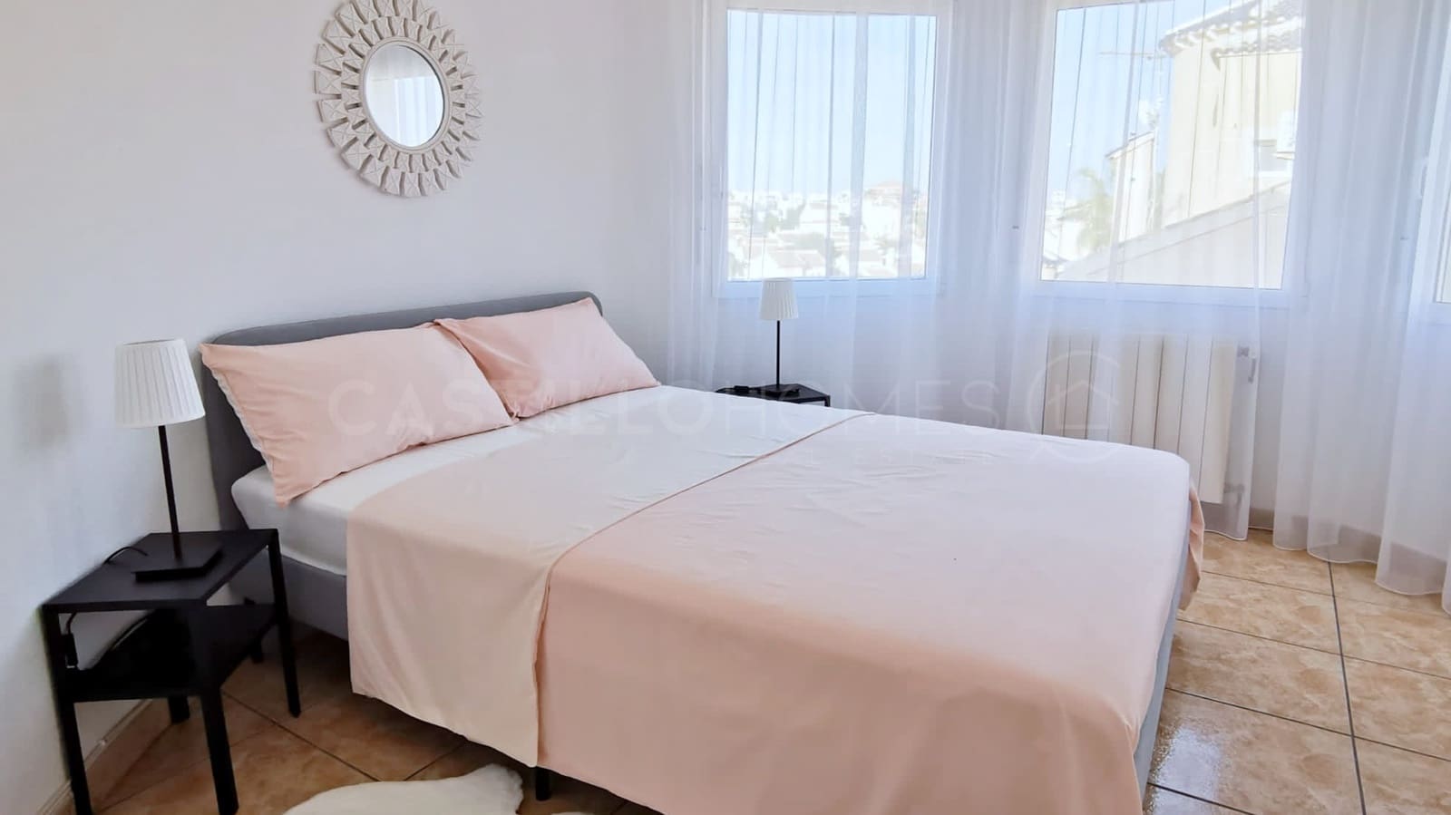 Chalet de 5 habitaciones en Orihuela Costa en venta con piscina - 450.000 € (Ref: 9534408)