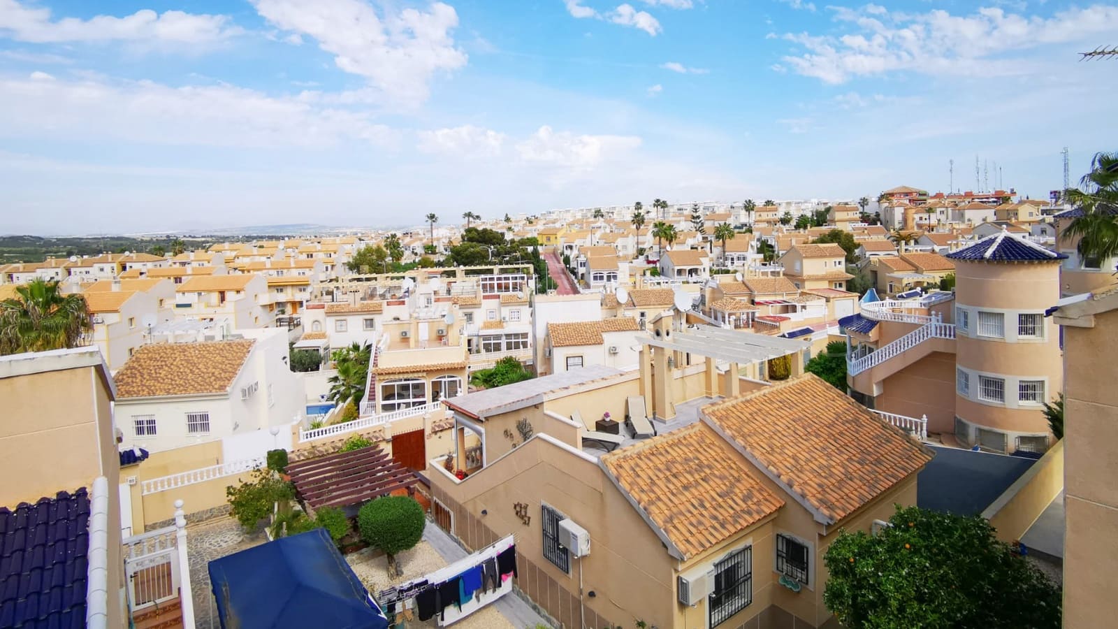 Chalet de 5 habitaciones en Orihuela Costa en venta con piscina - 450.000 € (Ref: 9534408)