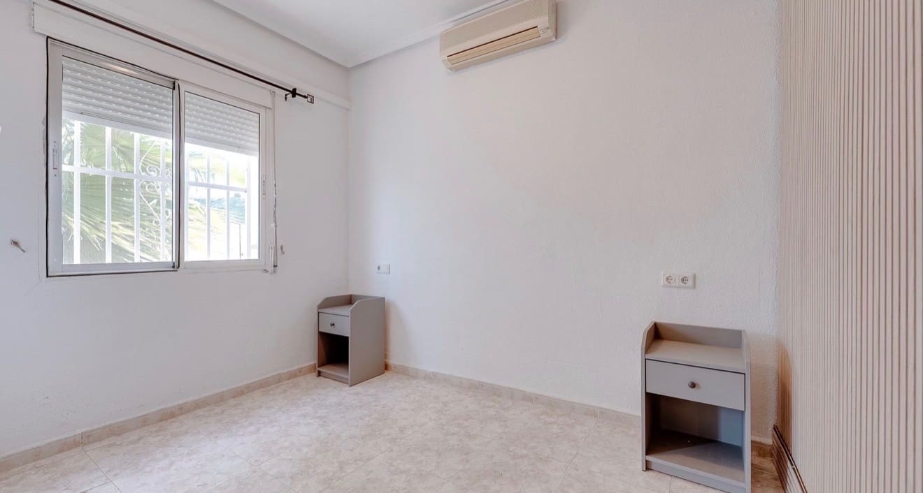 3 soveværelse Semi-Rækkehus til salg i Ciudad Quesada - € 169.950 (Ref: 9534414)