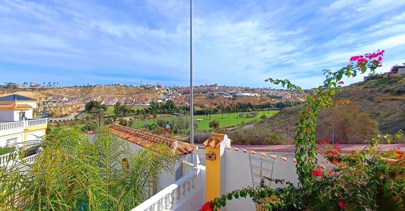 3 soveværelse Semi-Rækkehus til salg i Ciudad Quesada - € 169.950 (Ref: 9534414)