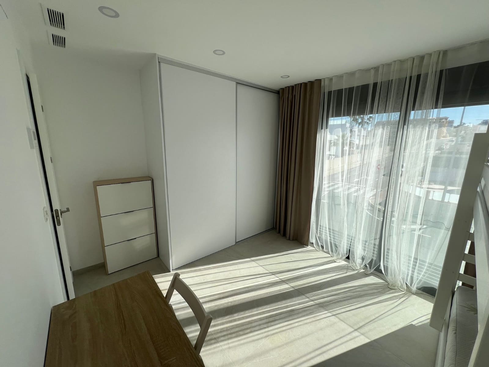 2 chambre Villa/Maison à vendre à Alicante ville avec piscine - 320 000 € (Ref: 9534415)