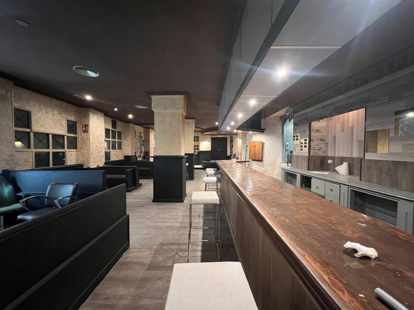 Kommersiell till salu i Torrevieja - 199 900 € (Ref: 9534427)