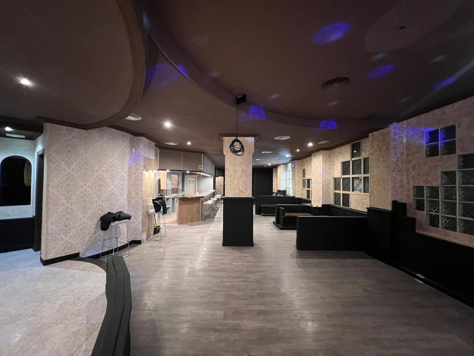 Kommersiell till salu i Torrevieja - 199 900 € (Ref: 9534427)