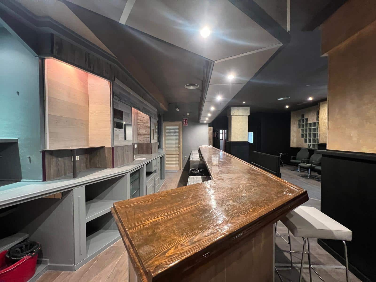 Kommersiell till salu i Torrevieja - 199 900 € (Ref: 9534427)