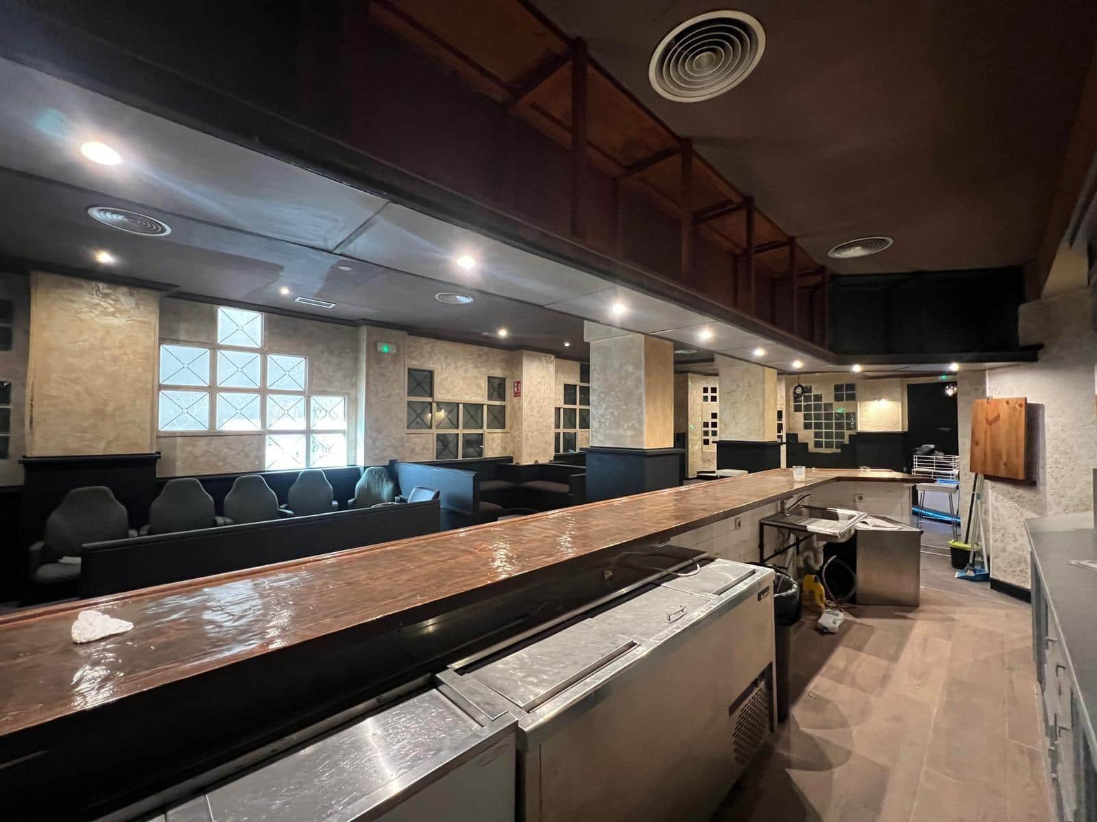 Kommersiell till salu i Torrevieja - 199 900 € (Ref: 9534427)