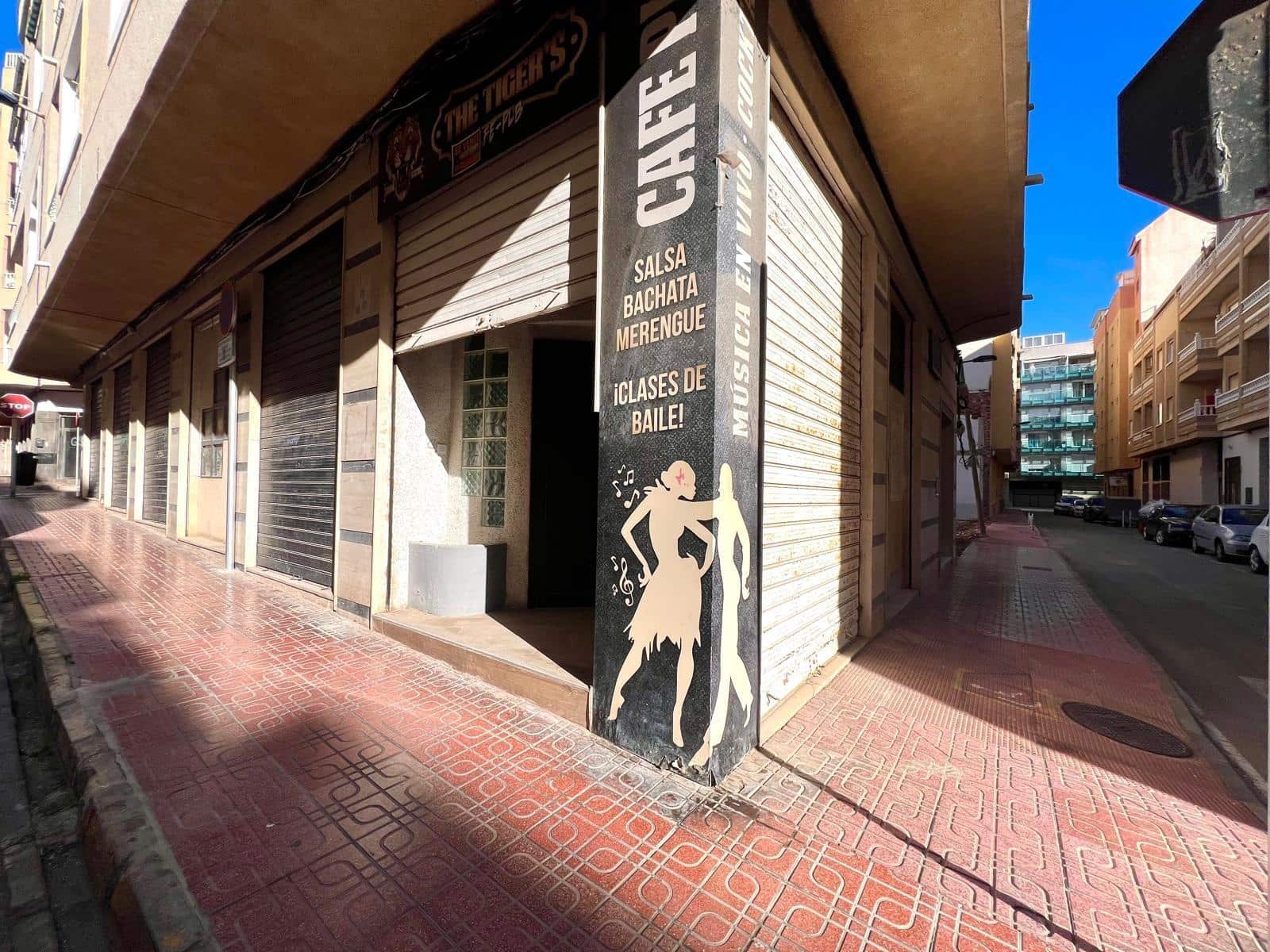 Kommersiell till salu i Torrevieja - 199 900 € (Ref: 9534427)