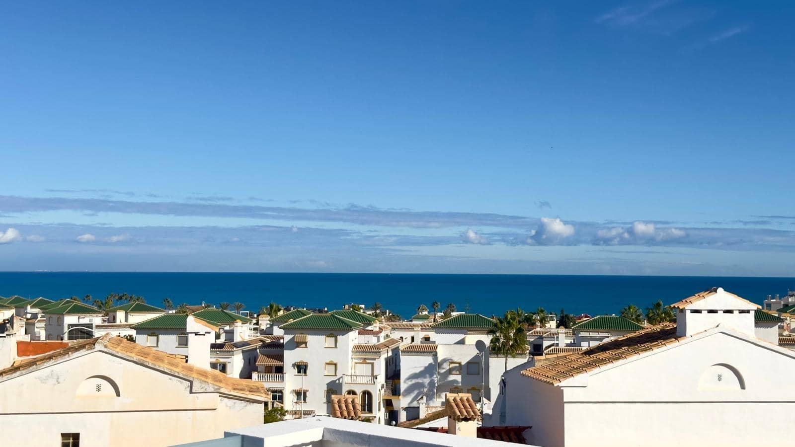 3 sypialnia Dom szeregowy na sprzedaż w Torrevieja z basenem - 249 900 € (Ref: 9534428)