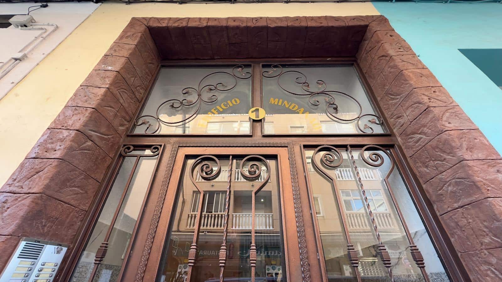 Apartamento de 4 habitaciones en Torrevieja en venta con piscina - 199.900 € (Ref: 9534429)