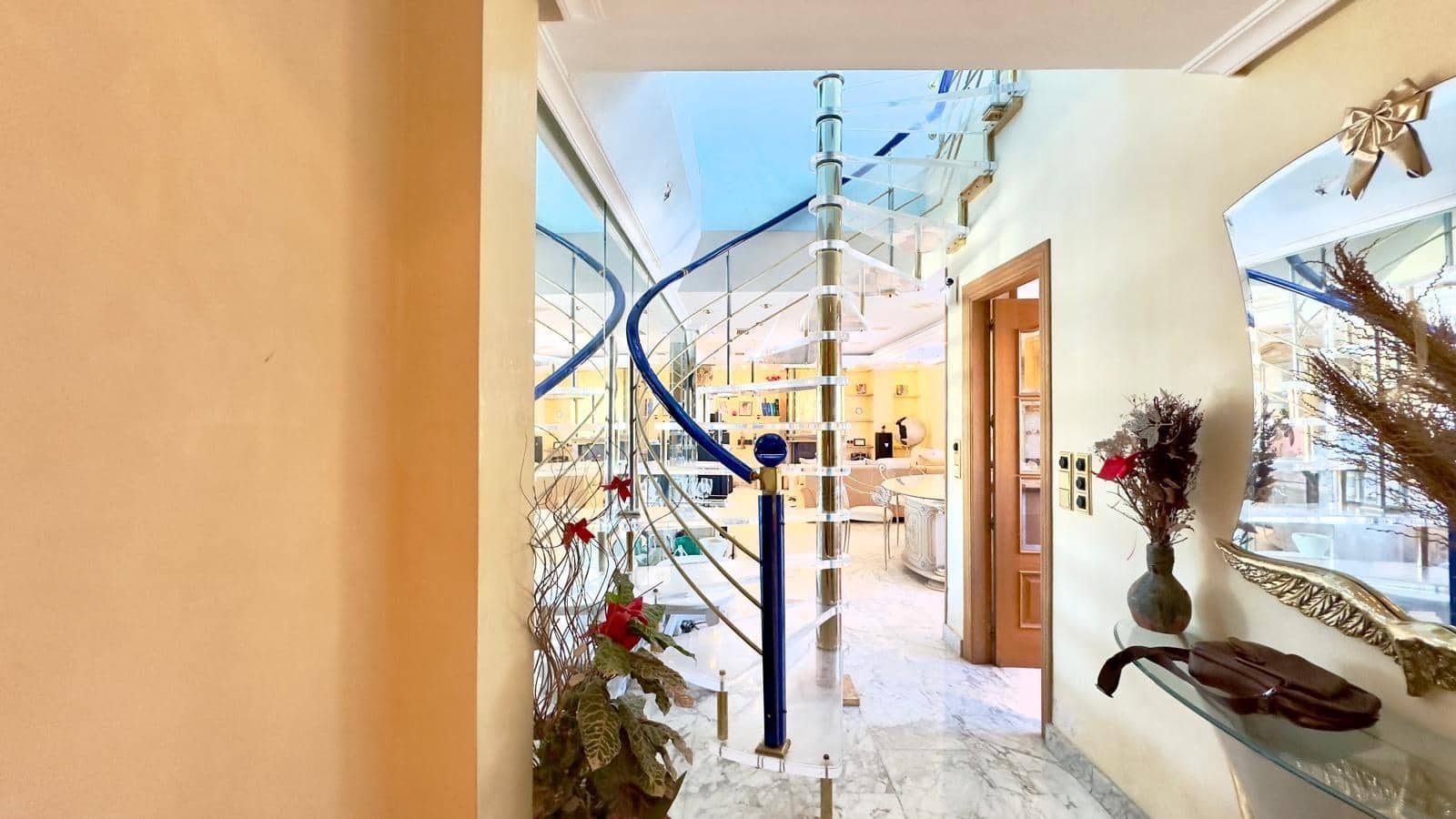 2 soveværelse Penthouse til salg i Torrevieja med garage - € 449.900 (Ref: 9534431)