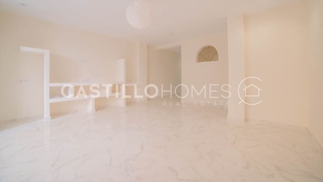 3 quarto Apartamento para venda em Torrevieja com garagem - 255 000 € (Ref: 9534432)