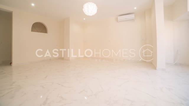 3 quarto Apartamento para venda em Torrevieja com garagem - 255 000 € (Ref: 9534432)