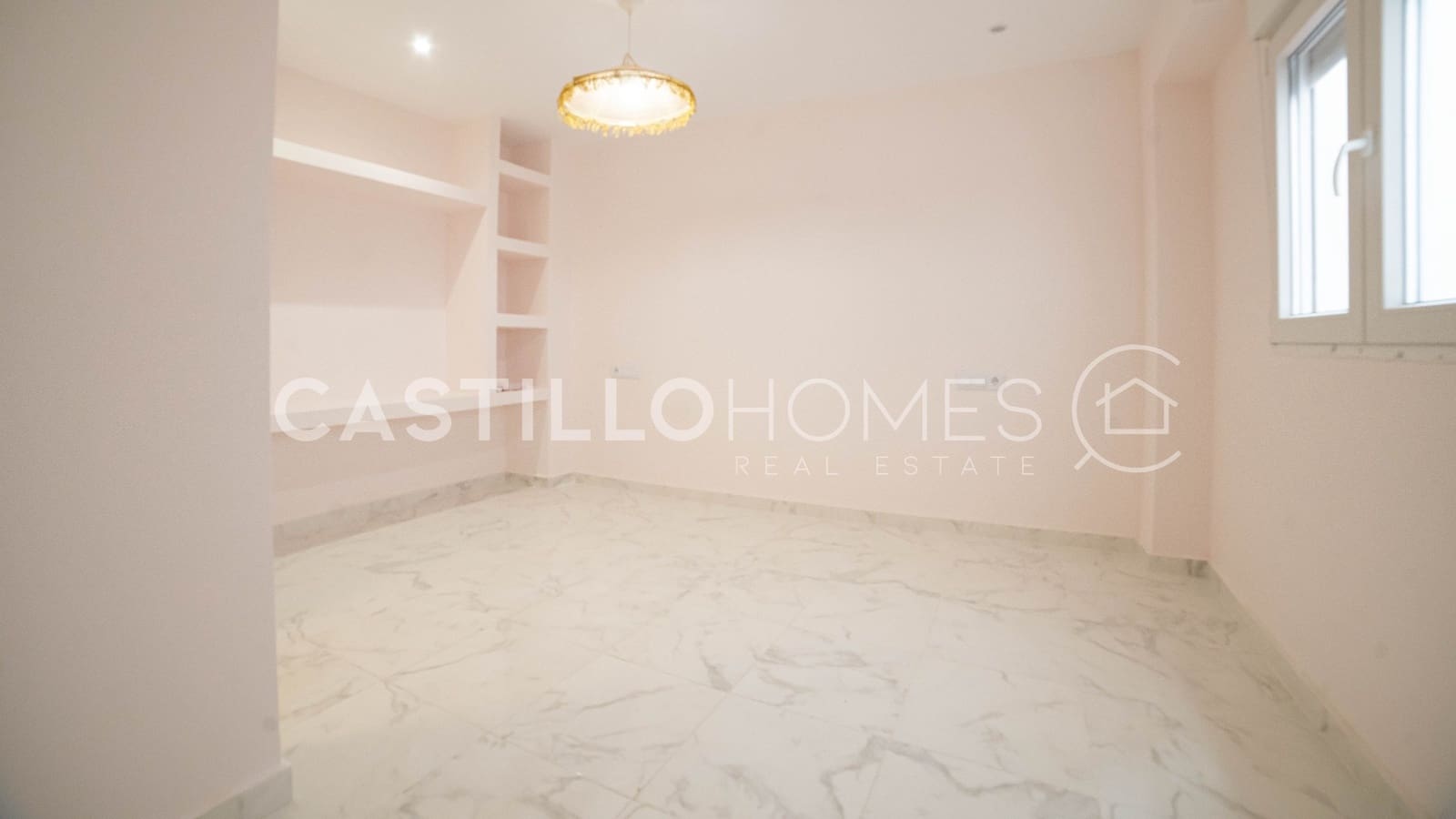 3 quarto Apartamento para venda em Torrevieja com garagem - 255 000 € (Ref: 9534432)