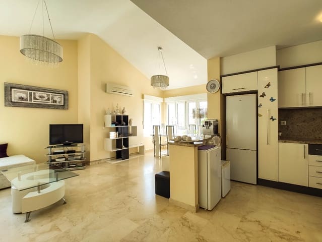 4 soverom Villa til salgs i Las Ramblas Golf, Orihuela med svømmebasseng garasje - € 495 000 (Ref: 9534434)