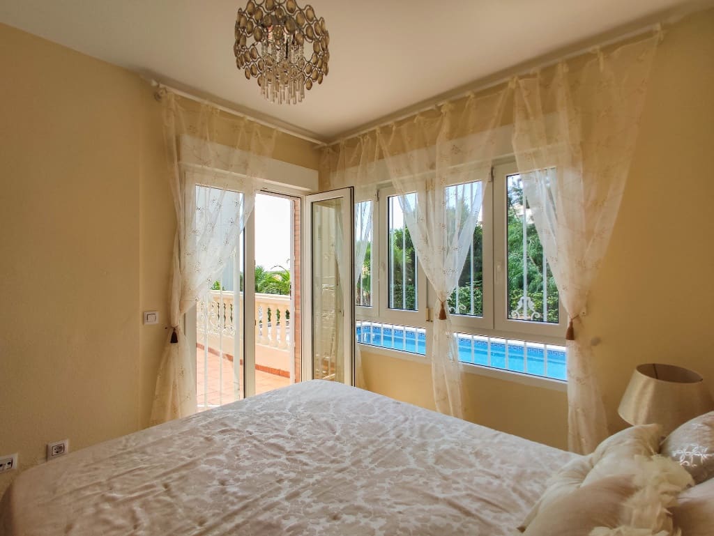 4 soverom Villa til salgs i Las Ramblas Golf med svømmebasseng garasje - € 495 000 (Ref: 9534434)