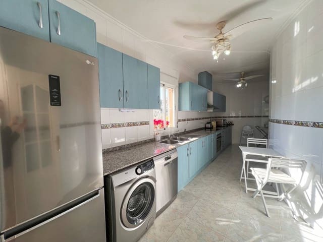 Chalet de 4 habitaciones en Ciudad Quesada, Rojales en venta con piscina - 525.000 € (Ref: 9539767)