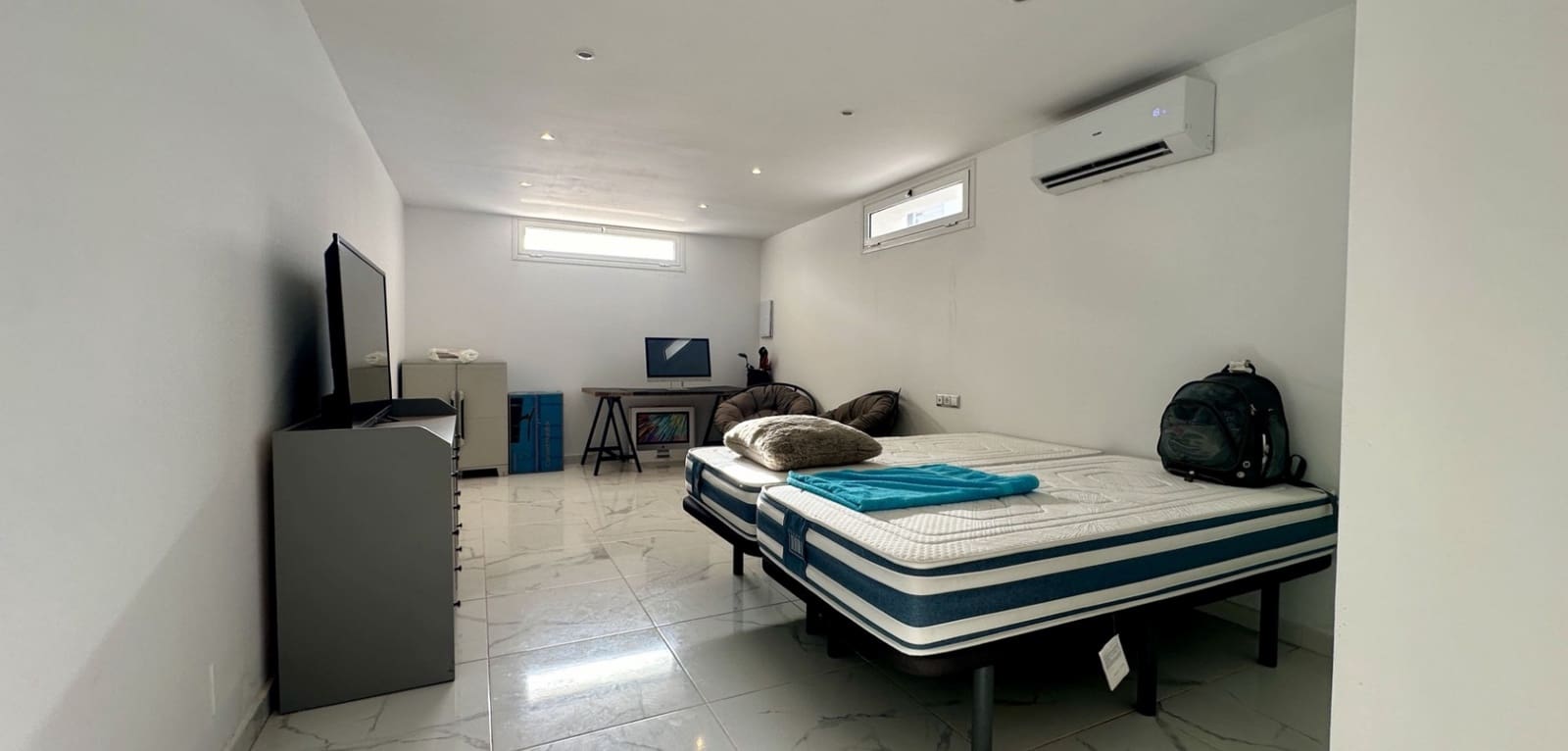 5 bedroom Villa for sale in Rojales with pool - € 498,000 (Ref: 9544041)