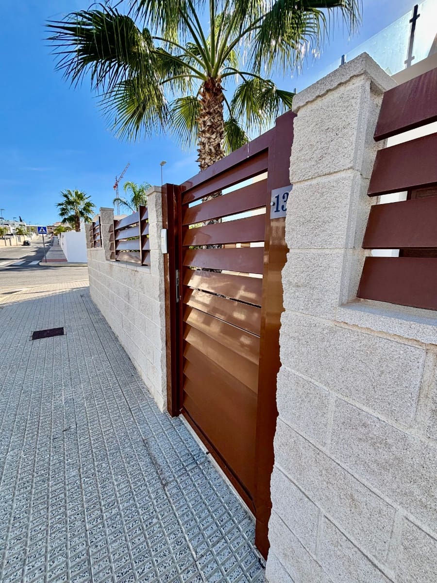 3 camera da letto Villa in vendita in Benijofar con piscina - 395.000 € (Rif: 9544043)