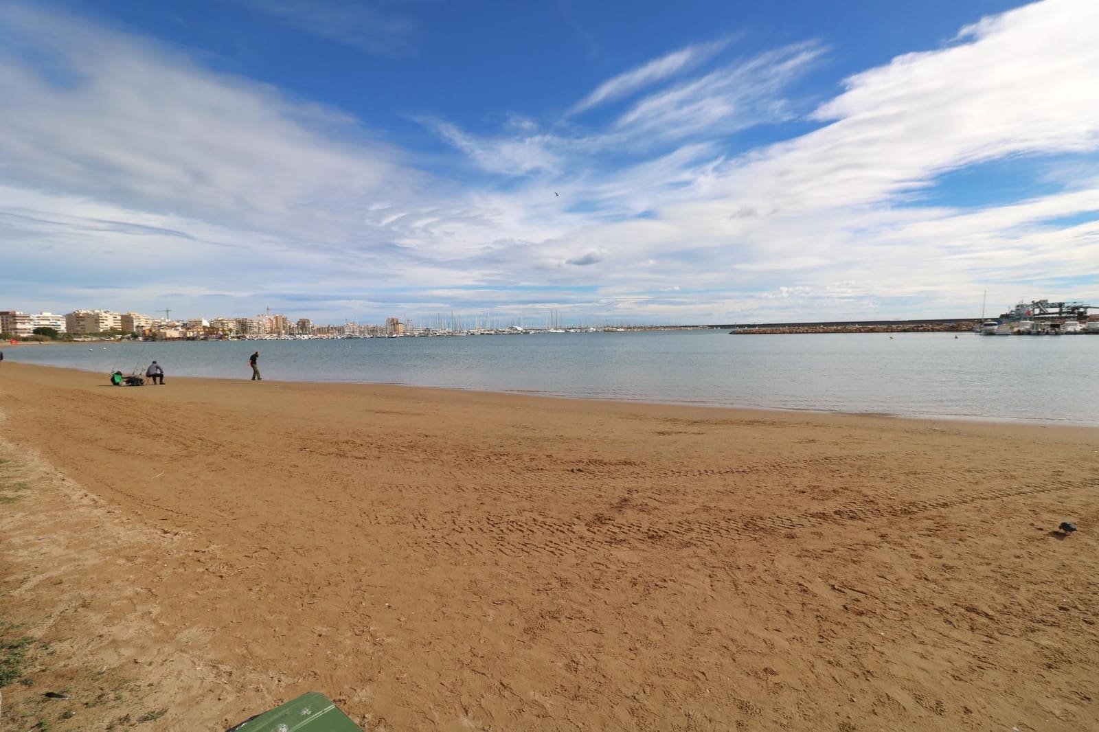 Comercial para venda em Torrevieja - 465 000 € (Ref: 9544045)