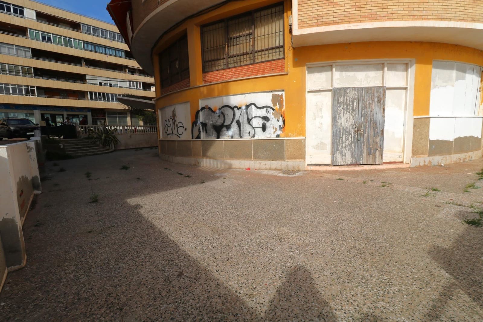 Comercial para venda em Torrevieja - 465 000 € (Ref: 9544045)