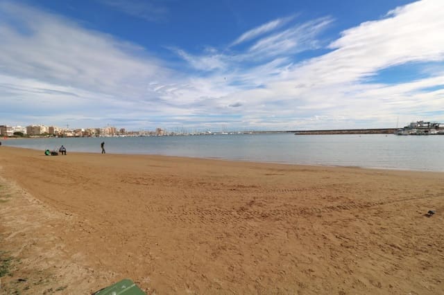 Comercial para venda em Torrevieja - 465 000 € (Ref: 9544045)