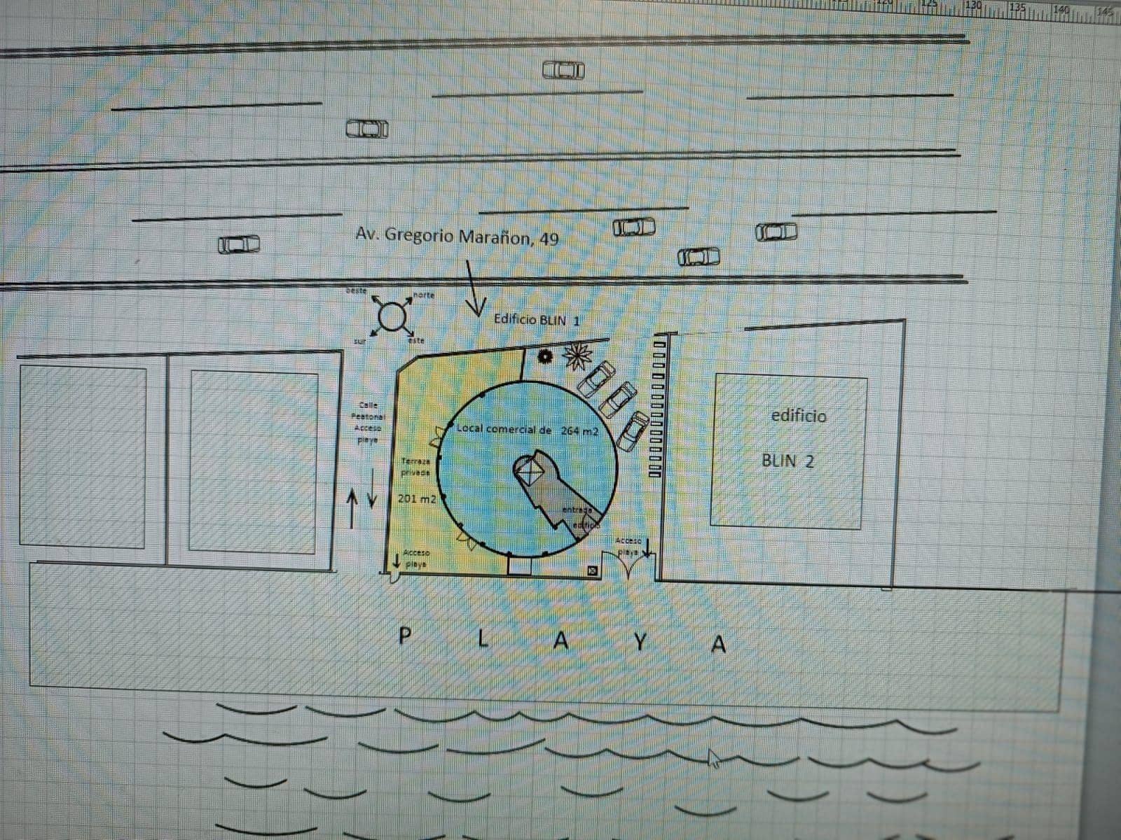 Comercial para venda em Torrevieja - 465 000 € (Ref: 9544045)