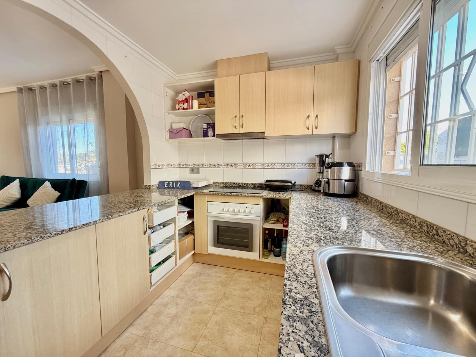 3 slaapkamer Halfvrijstaande villa te koop in Ciudad Quesada met zwembad - € 299.000 (Ref: 9544049)