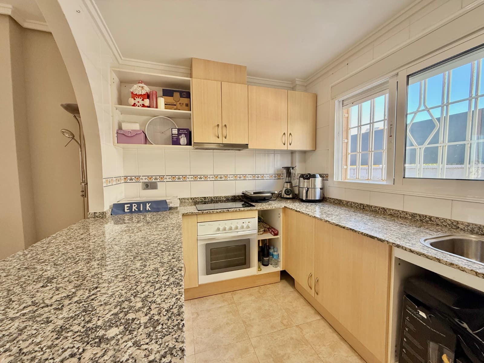 3 slaapkamer Halfvrijstaande villa te koop in Ciudad Quesada met zwembad - € 299.000 (Ref: 9544049)