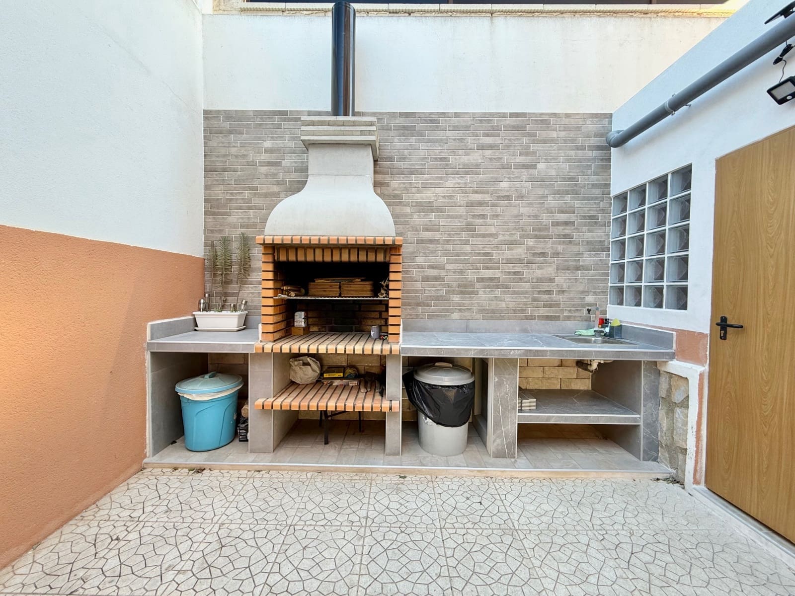 3 slaapkamer Halfvrijstaande villa te koop in Ciudad Quesada met zwembad - € 299.000 (Ref: 9544049)