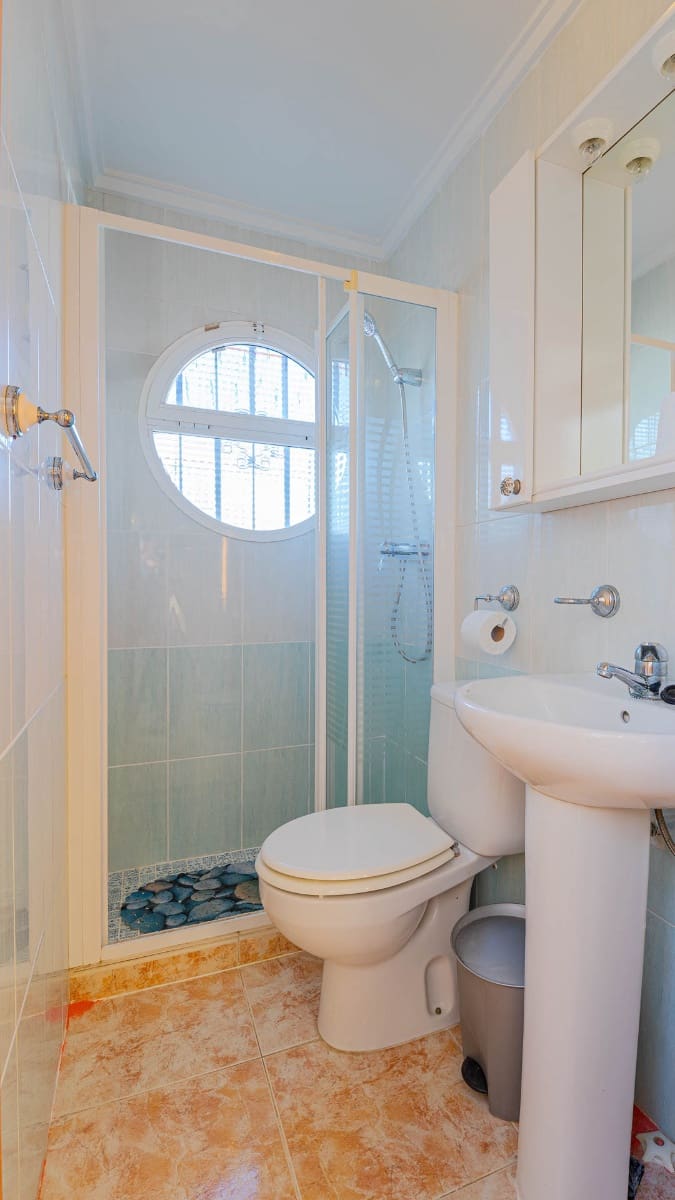 3 sypialnia Dom na sprzedaż w Playa Flamenca z basenem garażem - 269 000 € (Ref: 9544054)