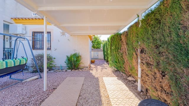 3 sypialnia Dom na sprzedaż w Playa Flamenca, Orihuela z basenem garażem - 269 000 € (Ref: 9544054)