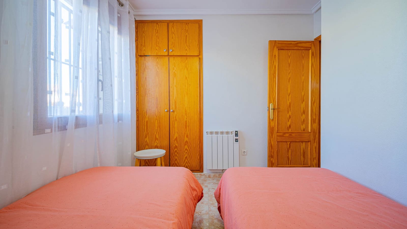 3 sypialnia Dom na sprzedaż w Playa Flamenca z basenem garażem - 269 000 € (Ref: 9544054)