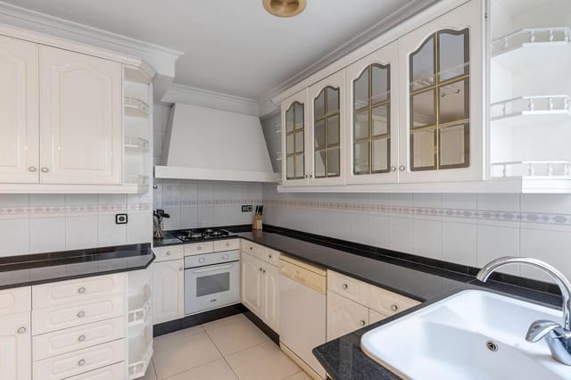 3 sypialnia Apartament na sprzedaż w Torrevieja - 375 000 € (Ref: 9548967)