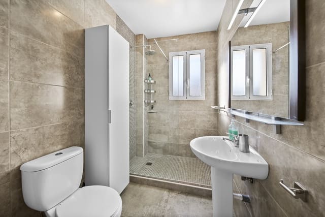 6 quarto Moradia para venda em Orihuela Costa, Orihuela com piscina garagem - 1 600 000 € (Ref: 9553159)