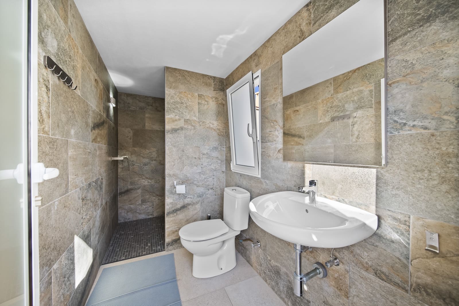 6 quarto Moradia para venda em Orihuela Costa com piscina garagem - 1 600 000 € (Ref: 9553159)