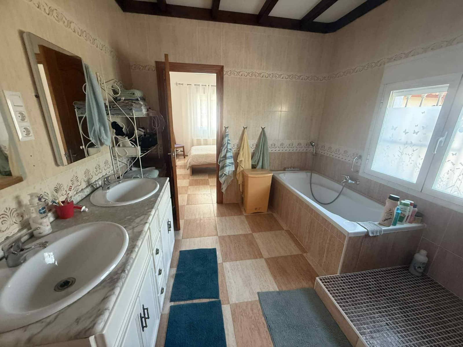 3 soveværelse Finca/Landehus til salg i Catral med swimmingpool - € 385.000 (Ref: 9559821)