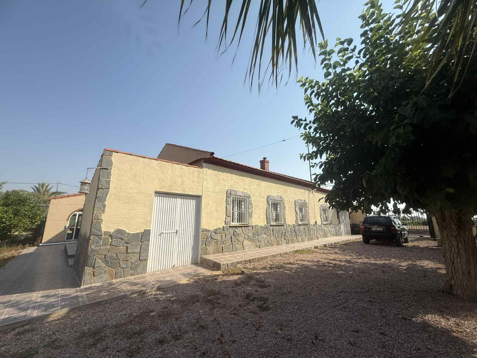 3 soveværelse Finca/Landehus til salg i Catral med swimmingpool - € 385.000 (Ref: 9559821)