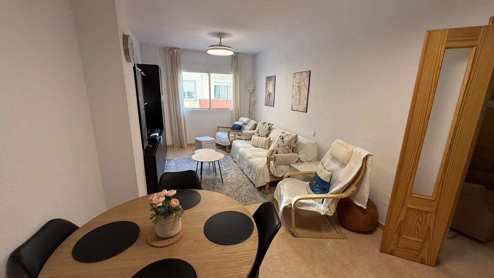 2 makuuhuone Huoneisto myytävänä paikassa Almoradi mukana uima-altaan - 95 000 € (Ref: 9559826)