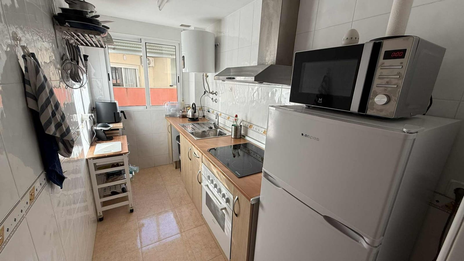 2 makuuhuone Huoneisto myytävänä paikassa Almoradi mukana uima-altaan - 95 000 € (Ref: 9559826)