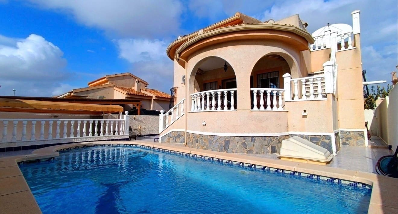 3 camera da letto Villa in vendita in Ciudad Quesada con piscina - 307.500 € (Rif: 9563973)