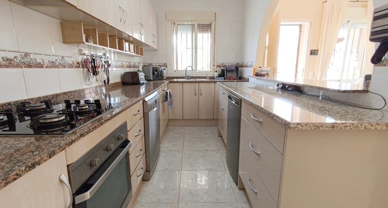 3 camera da letto Villa in vendita in Ciudad Quesada con piscina - 307.500 € (Rif: 9563973)
