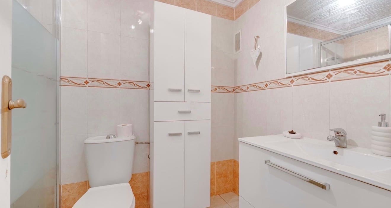 2 slaapkamer Bungalow te koop in Ciudad Quesada met zwembad - € 155.000 (Ref: 9563974)