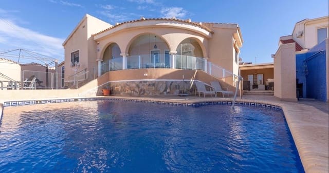 2 sypialnia Willa na sprzedaż w Ciudad Quesada, Rojales z basenem - 297 500 € (Ref: 9563975)