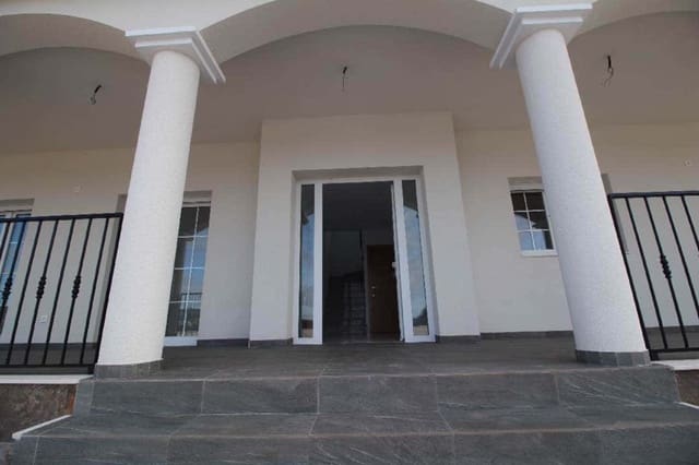 4 quarto Moradia para venda em Pinoso com piscina - 449 000 € (Ref: 9565665)