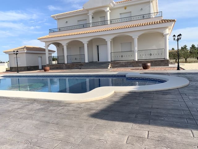 4 quarto Moradia para venda em Pinoso com piscina - 449 000 € (Ref: 9565665)
