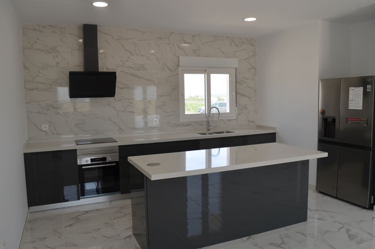 5 soveværelse Villa til salg i Pinoso med swimmingpool - € 505.000 (Ref: 9565667)