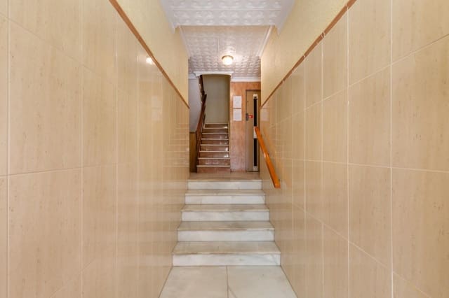 3 Zimmer Apartment zu verkaufen in Torrevieja - 149.000 € (Ref: 9569455)