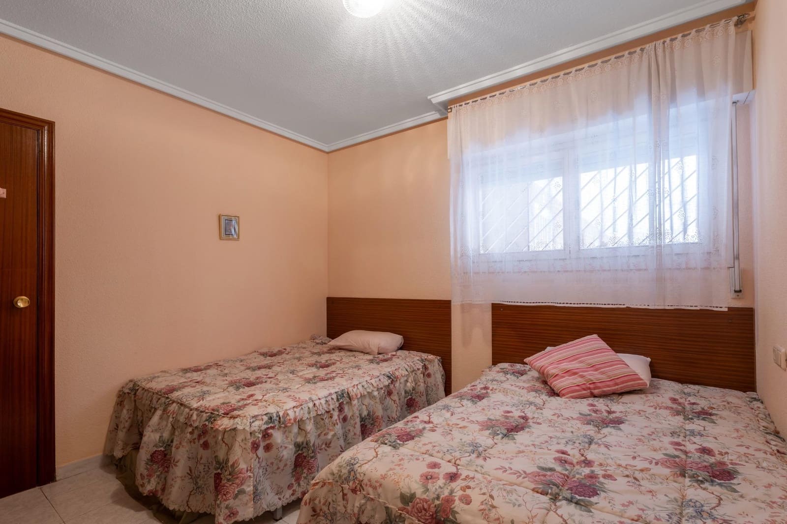 1 slaapkamer Appartement te koop in Torrevieja met zwembad - € 107.990 (Ref: 9569457)