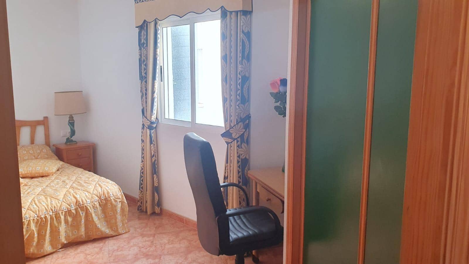 2 quarto Penthouse para venda em Torrevieja com piscina - 119 000 € (Ref: 9569458)