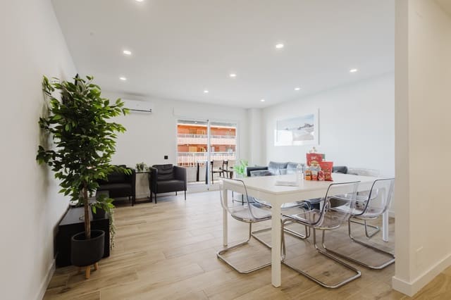 3 camera da letto Appartamento in vendita in Torrevieja con piscina - 289.000 € (Rif: 9575009)